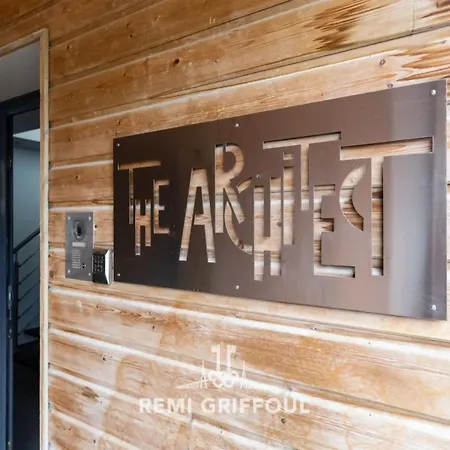 Nyaraló The Cosmopolitan Architect Design With Rooftop Jacuzzi 8 Guests