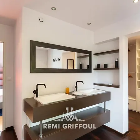 The Cosmopolitan Architect Design With Rooftop Jacuzzi 8 Guests Hébergement de vacances