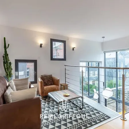 Holiday home The Cosmopolitan Architect Design With Rooftop Jacuzzi 8 Guests *
