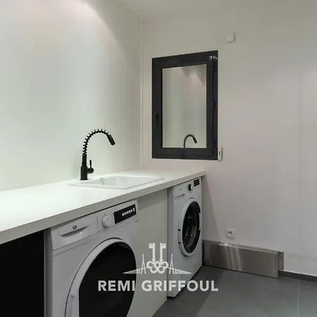 The Cosmopolitan Architect Design With Rooftop Jacuzzi 8 Guests *