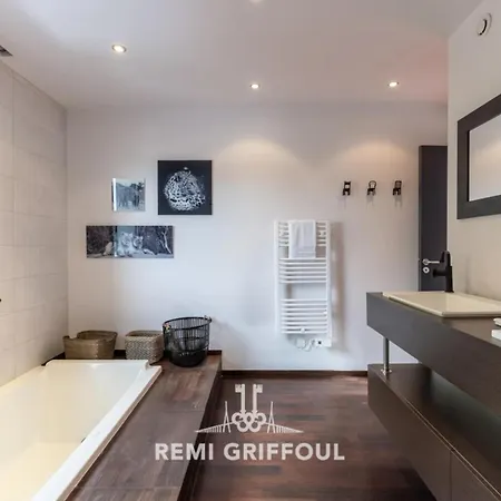 The Cosmopolitan Architect Design With Rooftop Jacuzzi 8 Guests Hébergement de vacances