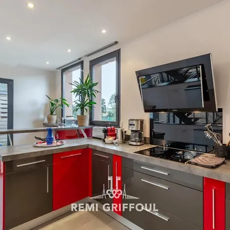 The Cosmopolitan Architect Design With Rooftop Jacuzzi 8 Guests Hébergement de vacances Honfleur