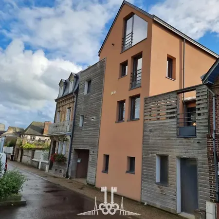 The Cosmopolitan Architect Design With Rooftop Jacuzzi 8 Guests Casa vacanze