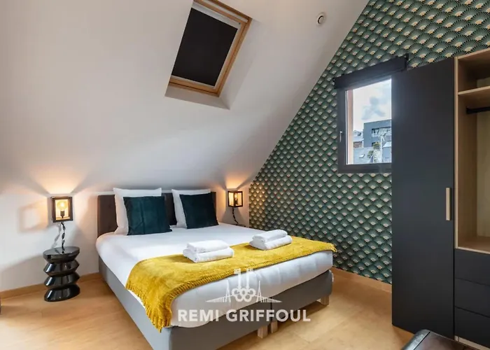 Casa vacanze The Cosmopolitan Architect Design With Rooftop Jacuzzi 8 Guests Honfleur