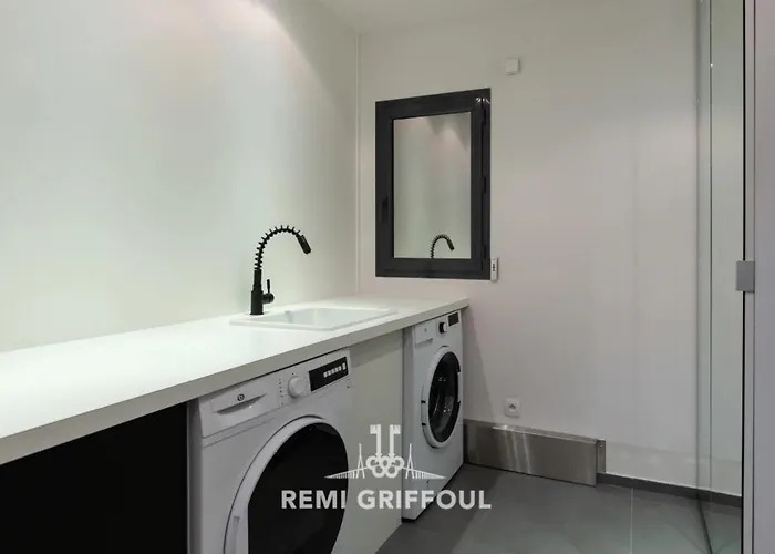 The Cosmopolitan Architect Design With Rooftop Jacuzzi 8 Guests *